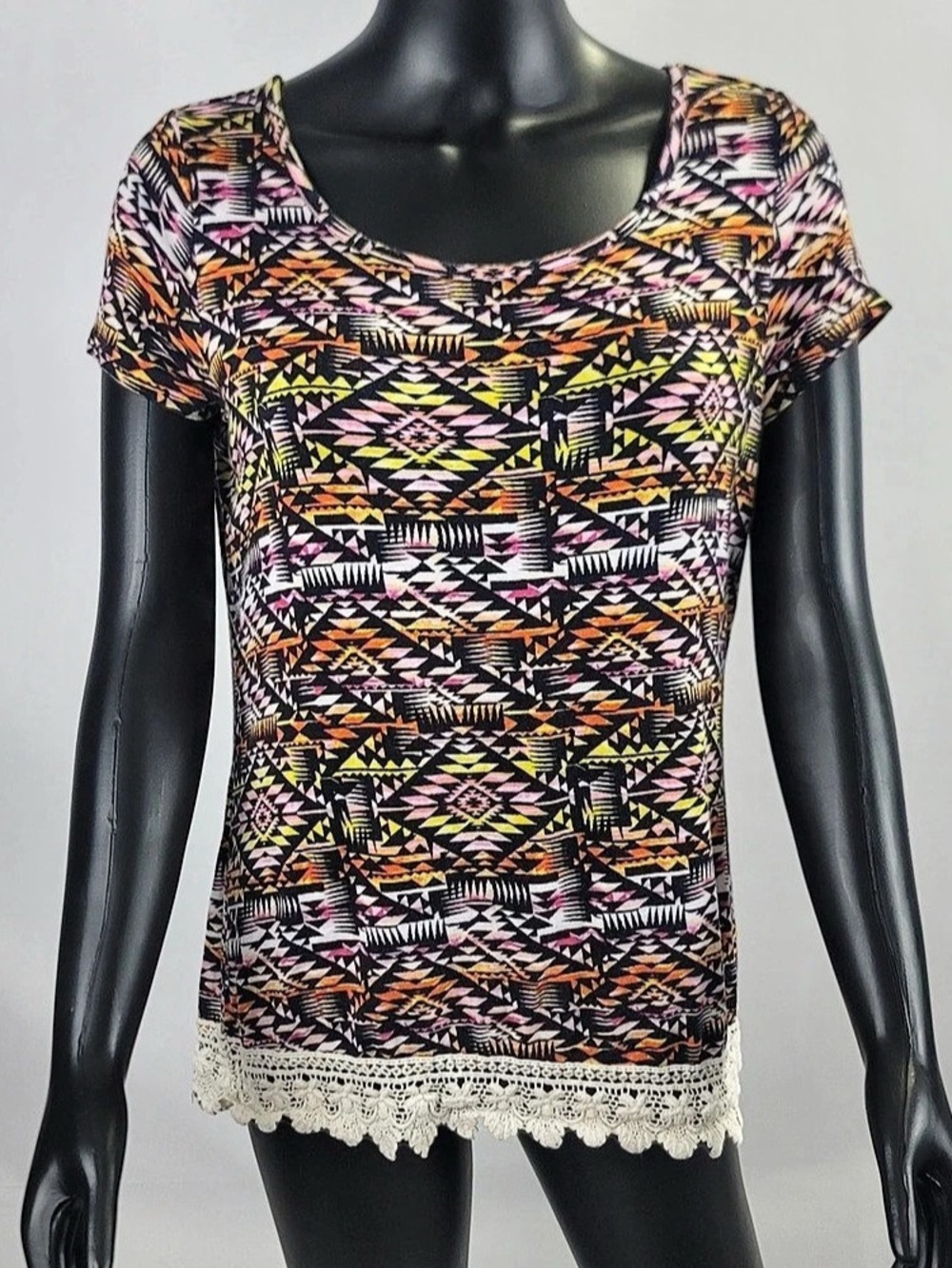 Hippie Rose HS30007M Geometric Lace Hem Top in Black & Orange Large